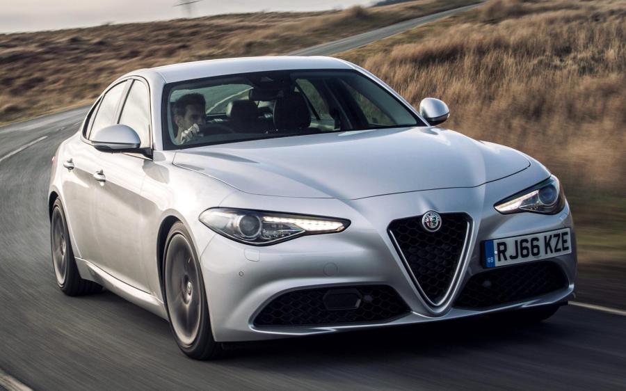 Alfa Romeo Giulia Q2 (952) (UK) '2016